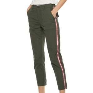 NWOT Women's POPSUGAR Constrast-Stripe Ankle Pants
